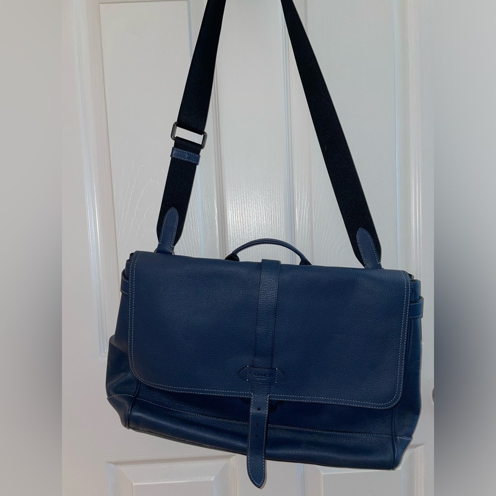 Vintage Coach satchel bag — navy blue LIKE NEW